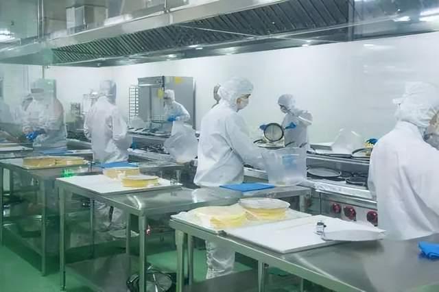 排隊(duì)6小時(shí)！被名媛瘋搶的頂級(jí)蛋糕店，在中國(guó)輸光了顏面